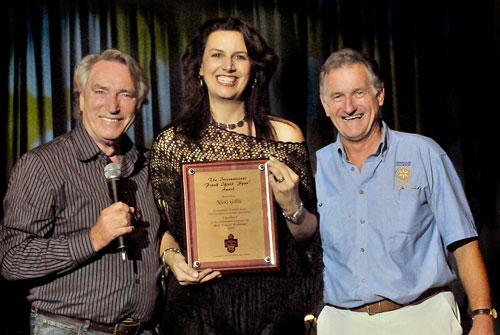 FRANK IFIELD and RICHARD YOUNG present the 2009 FRANK IFIELD INTERNATIONAL SPUR AWARD to NICKI GILLIS